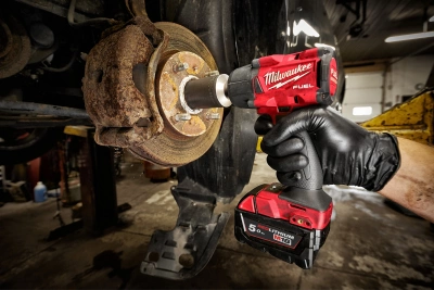 M18 FUEL™ ½″ среднемоментный ударный гайковёрт с фиксацией фрикционным кольцом M18 FMTIW2F12-0 4933498057