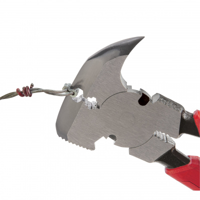 Инструмент многофункциональный Milwaukee для проволочных ограждений FENCING PLIER 4932493926