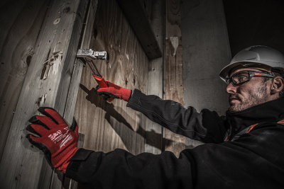 Молоток с закругленным гвоздодером Milwaukee 450г 4932478655