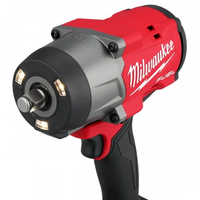 M18 FUEL ™ ½″высокомоментный импульсный гайковерт с фиксацией фрикционным кольцом M18 FHIW2F12-0 4933498056