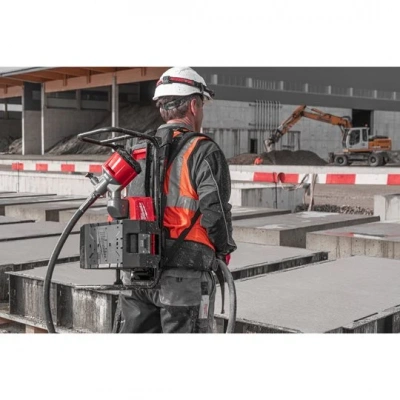 Аккумуляторный вибратор для бетона MXF CV BP-602 MILWAUKEE 4933479591