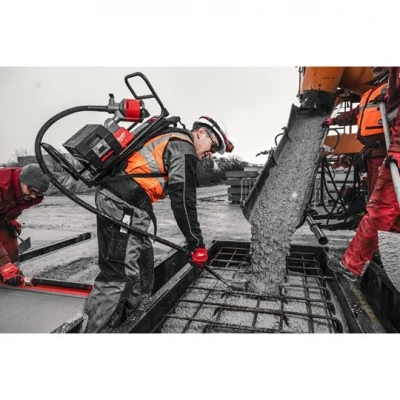 Аккумуляторный вибратор для бетона MXF CV BP-602 MILWAUKEE 4933479591