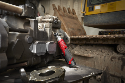 Аккумуляторная трещотка Milwaukee M12 FUEL FHIR38-0 4933478172